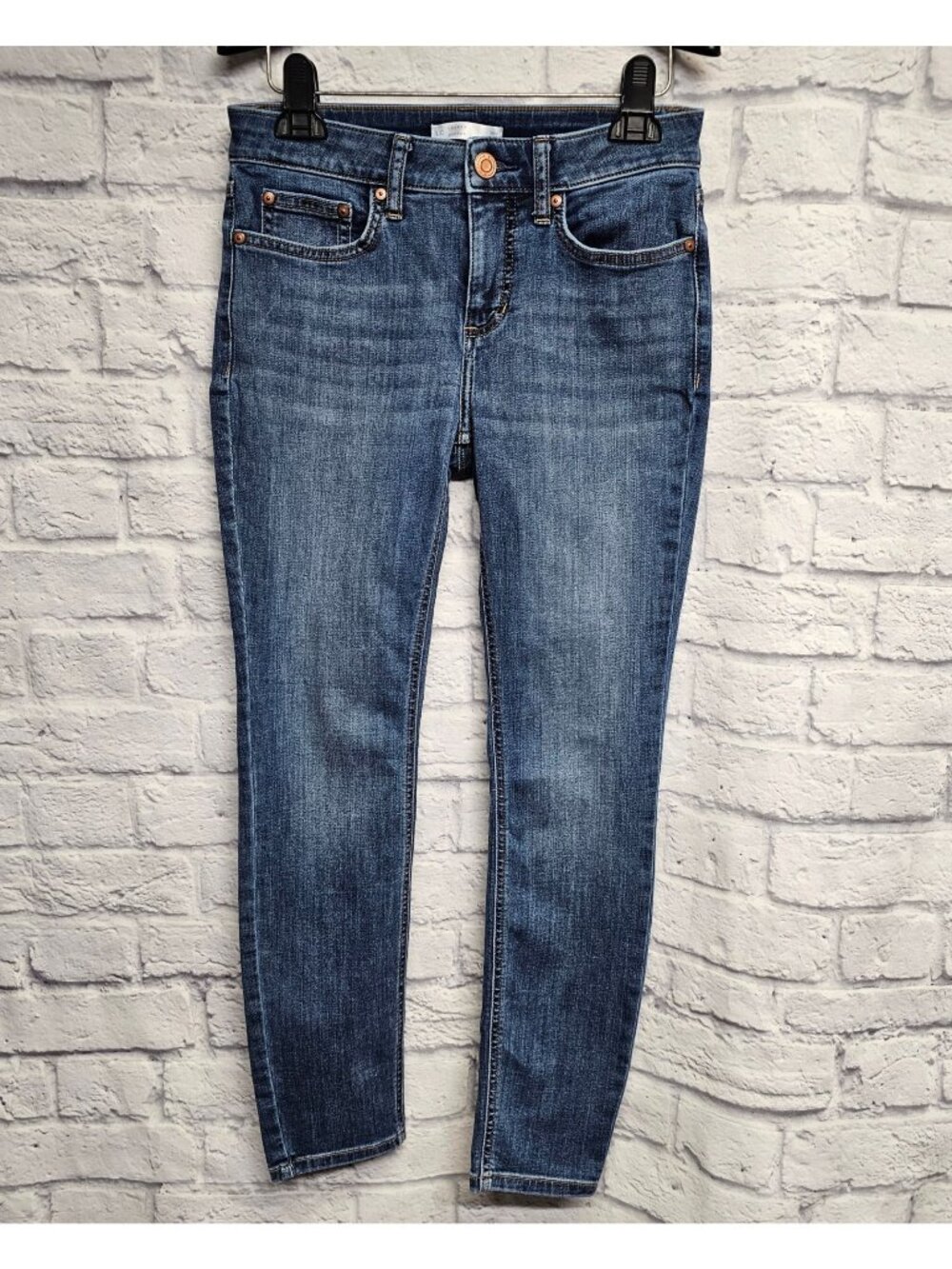 LAUREN CONRAD 4S 4 SHORT MEDIUM WASH DISTRESSED SKINNY POCKET DENIM BLUE JEANS